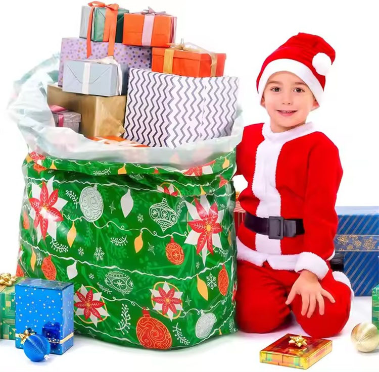 Sacs de Noël : répandre la joie des fêtes avec un emballage festif
        